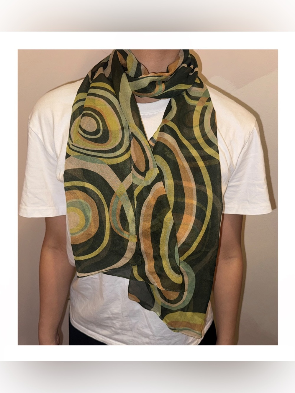 Lightweight Green Patterned Scarf